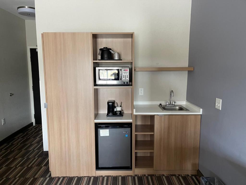 Microtel Inn & Suites By Wyndham Carlisle Ngoại thất bức ảnh