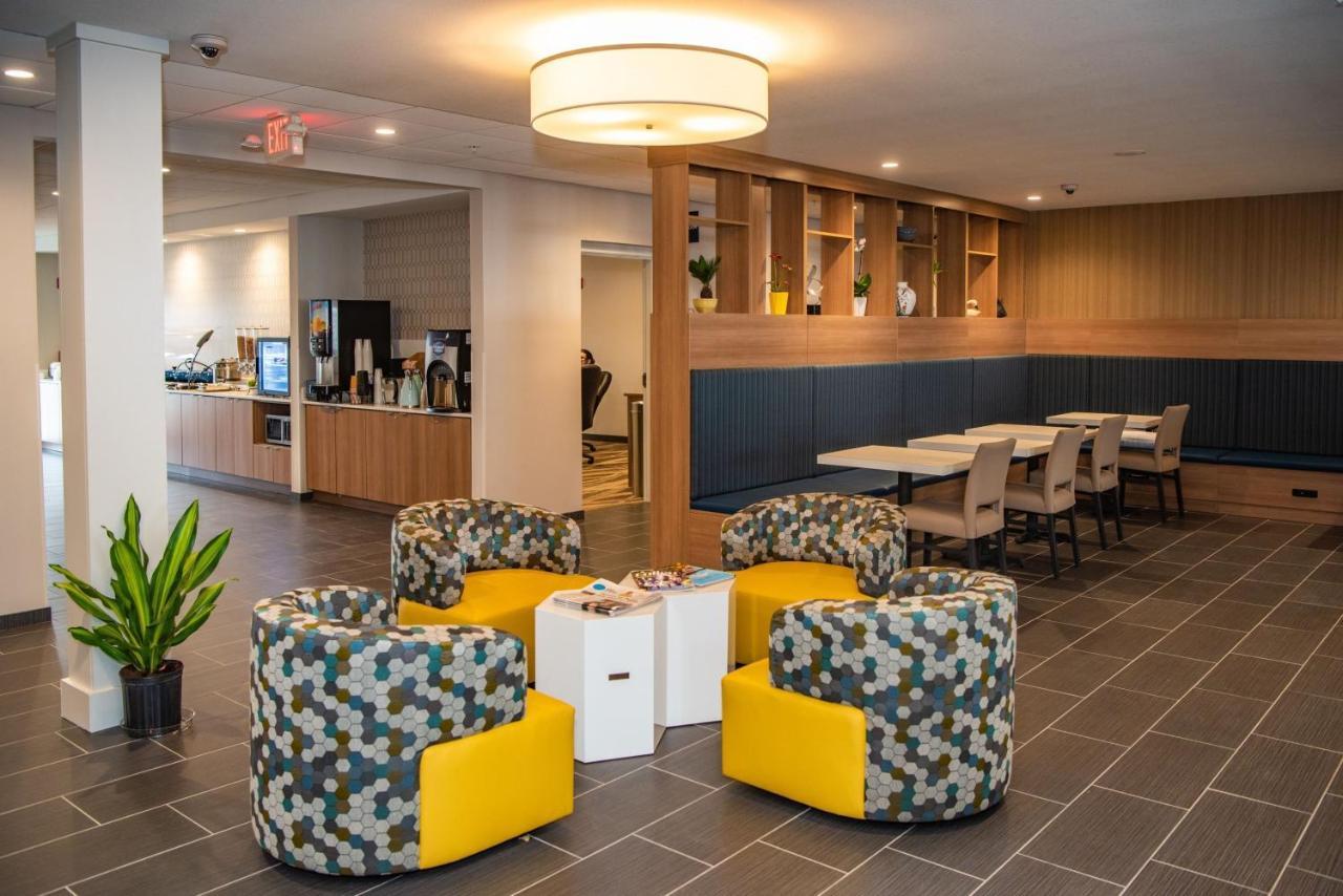 Microtel Inn & Suites By Wyndham Carlisle Ngoại thất bức ảnh
